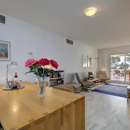 Boulevard 305 Apartment