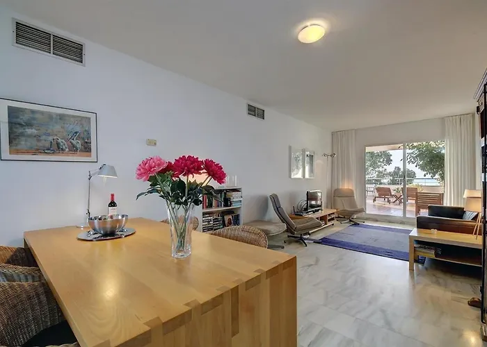 Boulevard 305 Апартаменти